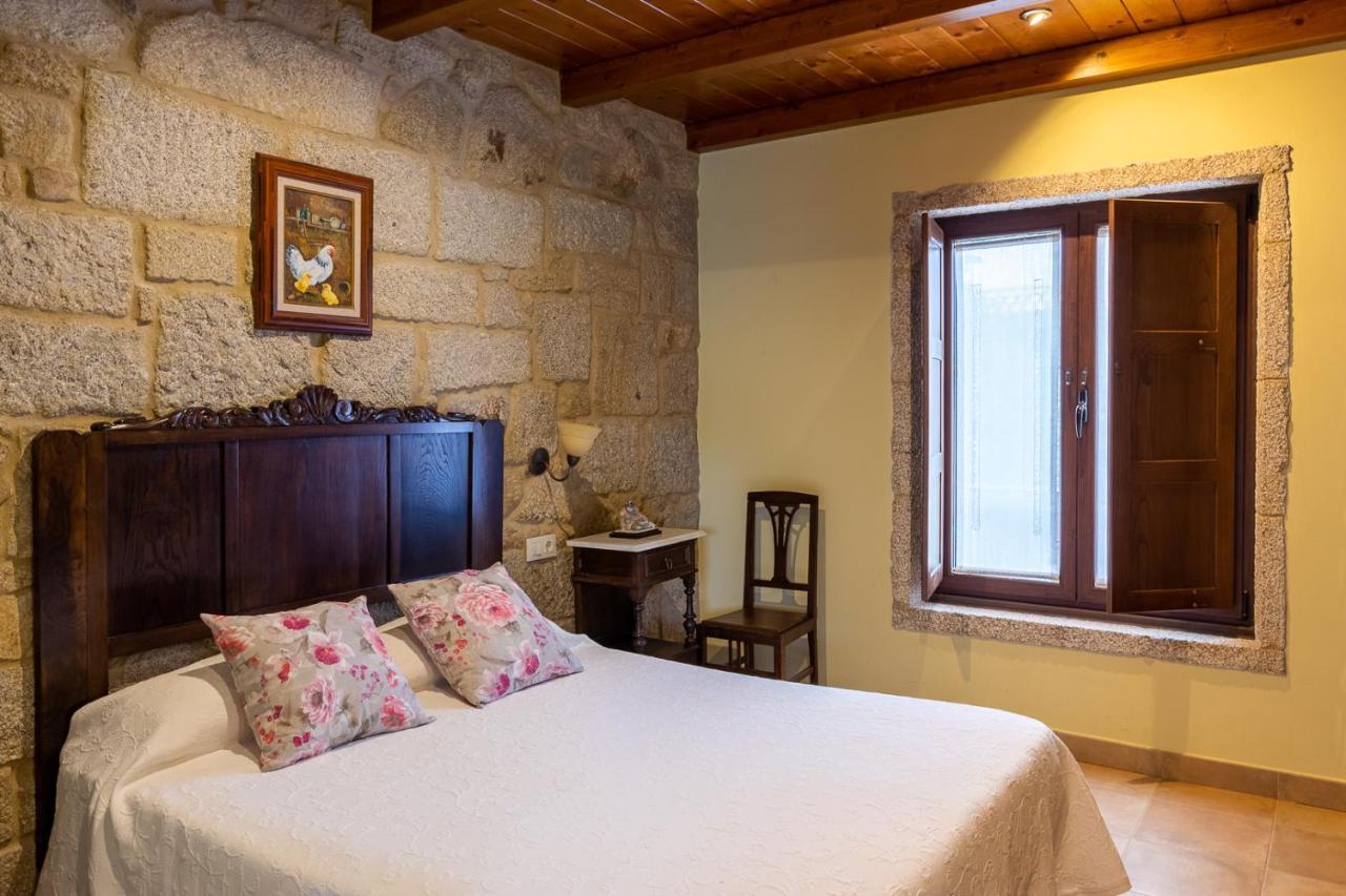 Os Miguelinos Guest House Catoira Bagian luar foto