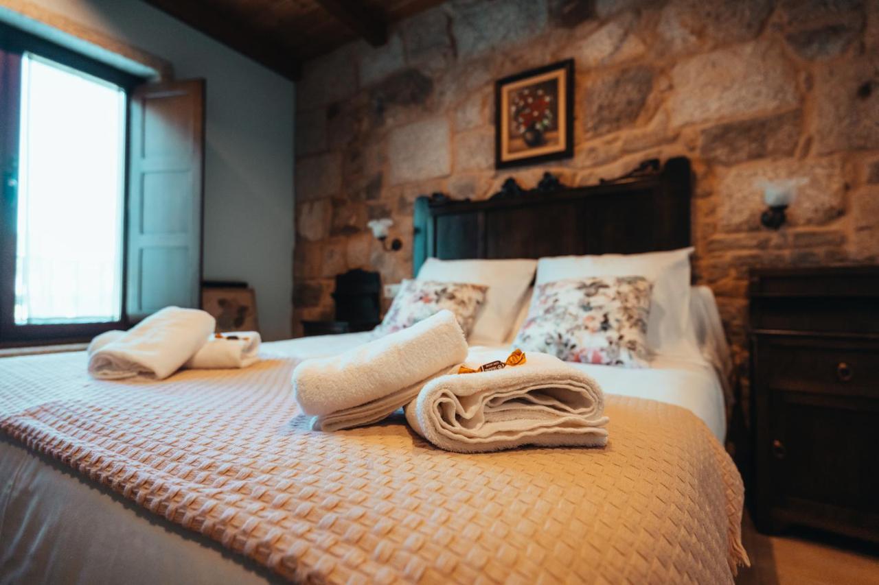 Os Miguelinos Guest House Catoira Bagian luar foto