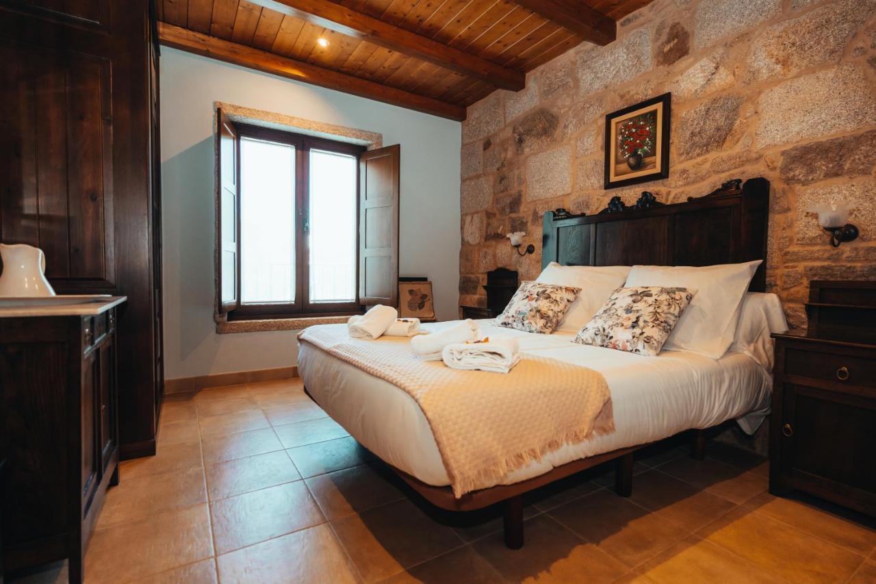 Os Miguelinos Guest House Catoira Bagian luar foto