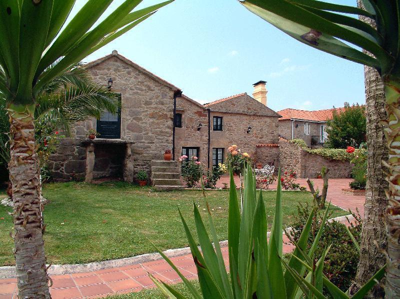 Os Miguelinos Guest House Catoira Bagian luar foto